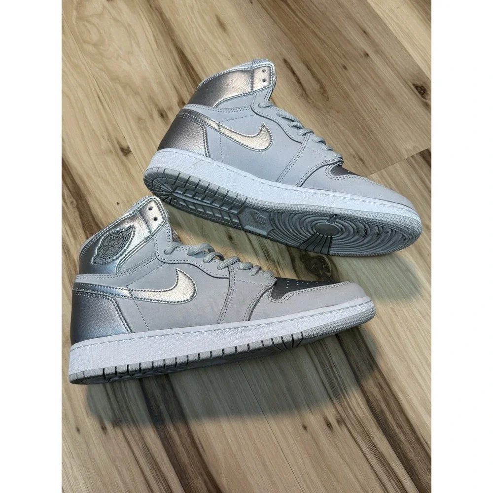 Jordan 1 Retro High CO Japan Neutral Grey Size 6Y